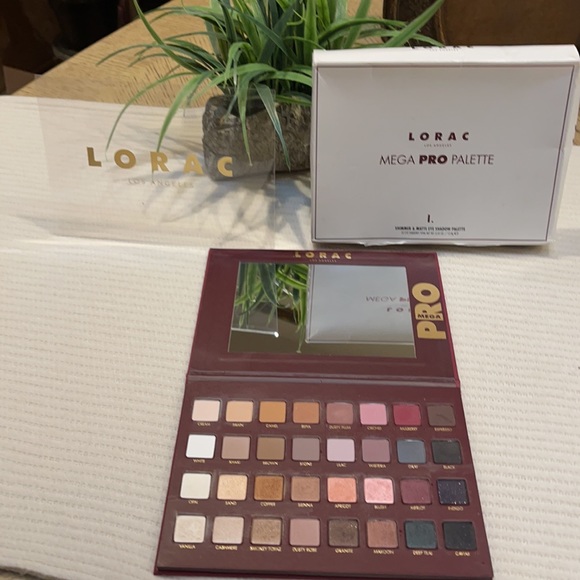 Lorac MEGA PALETTE - Picture 2 of 8